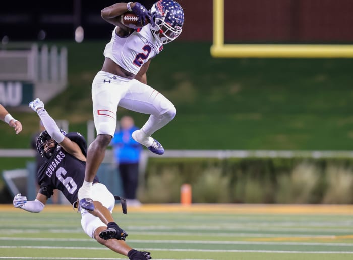 Kalib Hicks, 5-11, 200, Sr., Denton Ryan